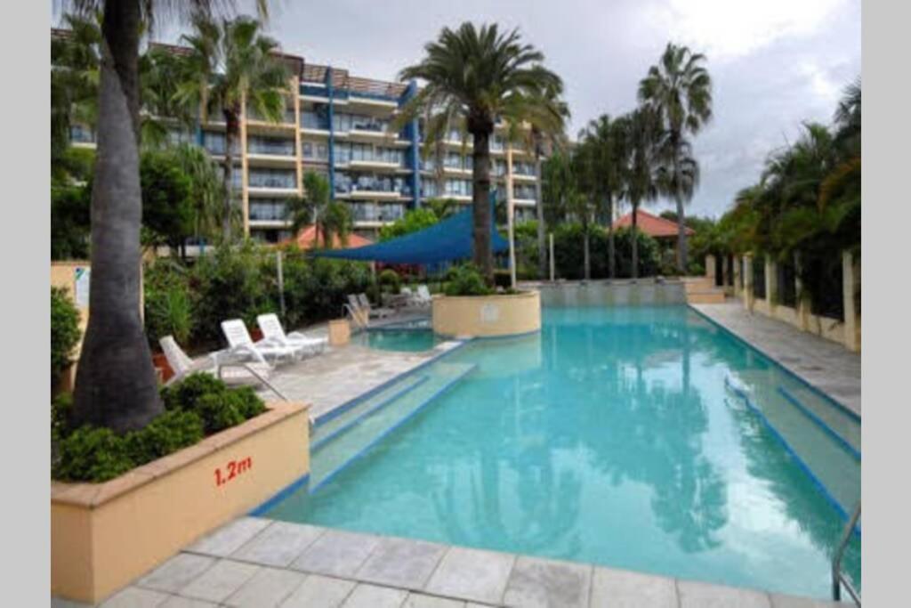 Alexandra Headland Resort With Stylish Stays Zewnętrze zdjęcie